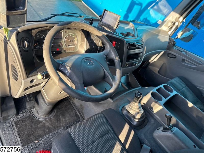 Mercedes-Benz Atego 924 EURO 5, Manual, Palfinger - Box truck: picture 5 Mercedes-Benz Atego 924 EURO 5, Manual, Palfinger - Box truck: picture 5