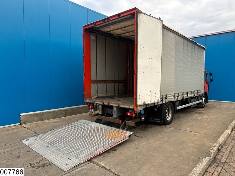 Renault Premium 310 Dxi EURO 5, Palfinger, Manual transmission - Curtainsider truck: picture 2 Renault Premium 310 Dxi EURO 5, Palfinger, Manual transmission - Curtainsider truck: picture 2