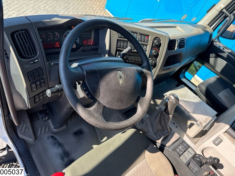 Renault Premium 320 Dxi EURO 5, Manual, FUEL, 13.390 Liter, 4 Comp. - Tank truck: picture 5 Renault Premium 320 Dxi EURO 5, Manual, FUEL, 13.390 Liter, 4 Comp. - Tank truck: picture 5