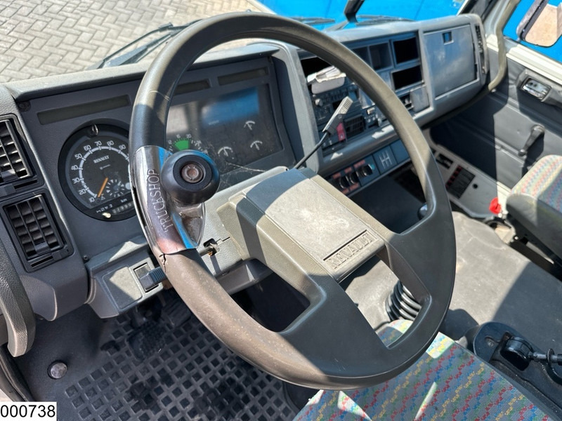 Renault S 150 Manual, Steel suspension, PTO, 4645 liter - Tank truck: picture 4 Renault S 150 Manual, Steel suspension, PTO, 4645 liter - Tank truck: picture 4