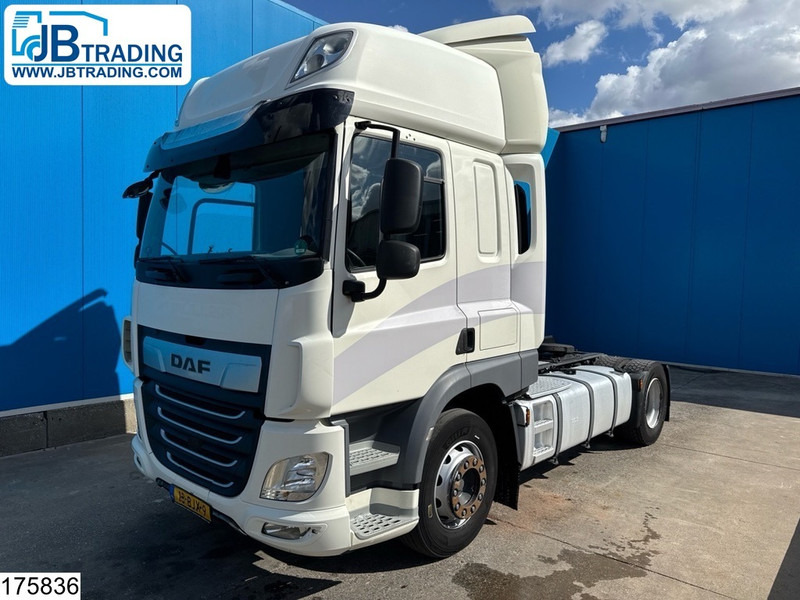DAF CF 410 EURO 6 - Tractor unit: picture 1 DAF CF 410 EURO 6 - Tractor unit: picture 1