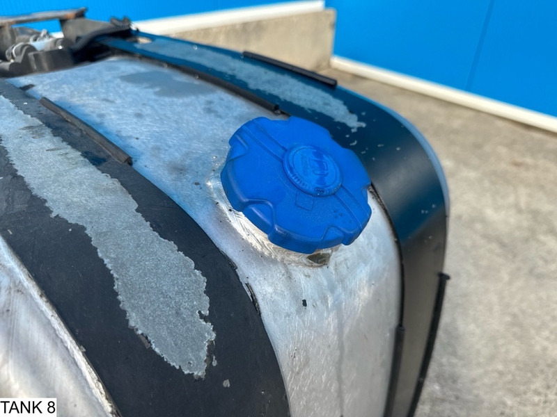 Universeel AdBlue Tank - Fuel tank: picture 5 Universeel AdBlue Tank - Fuel tank: picture 5