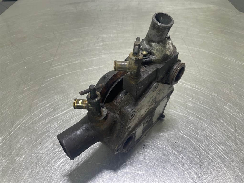 Ahlmann AS900-Cummins B 3.3 T-Coolant pump/Kühlmittelpumpe - Engine for Construction machinery: picture 5 Ahlmann AS900-Cummins B 3.3 T-Coolant pump/Kühlmittelpumpe - Engine for Construction machinery: picture 5