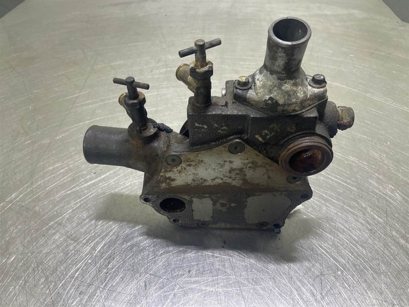 Ahlmann AS900-Cummins B 3.3 T-Coolant pump/Kühlmittelpumpe - Engine for Construction machinery: picture 4 Ahlmann AS900-Cummins B 3.3 T-Coolant pump/Kühlmittelpumpe - Engine for Construction machinery: picture 4