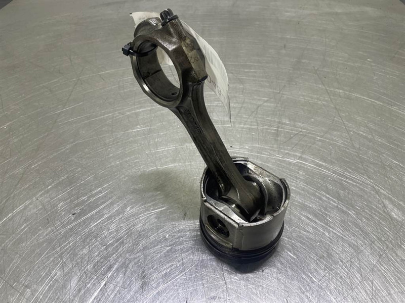 Ahlmann AS900-Cummins B3.3T-4992927-Piston/Kolben/Zuiger - Engine for Construction machinery: picture 2 Ahlmann AS900-Cummins B3.3T-4992927-Piston/Kolben/Zuiger - Engine for Construction machinery: picture 2