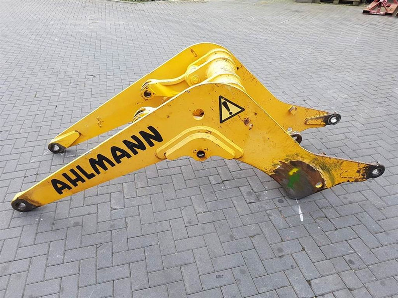 Ahlmann AZ150-23109714-Lifting framework/Schaufelarm/Giek - Boom for Construction machinery: picture 2 Ahlmann AZ150-23109714-Lifting framework/Schaufelarm/Giek - Boom for Construction machinery: picture 2