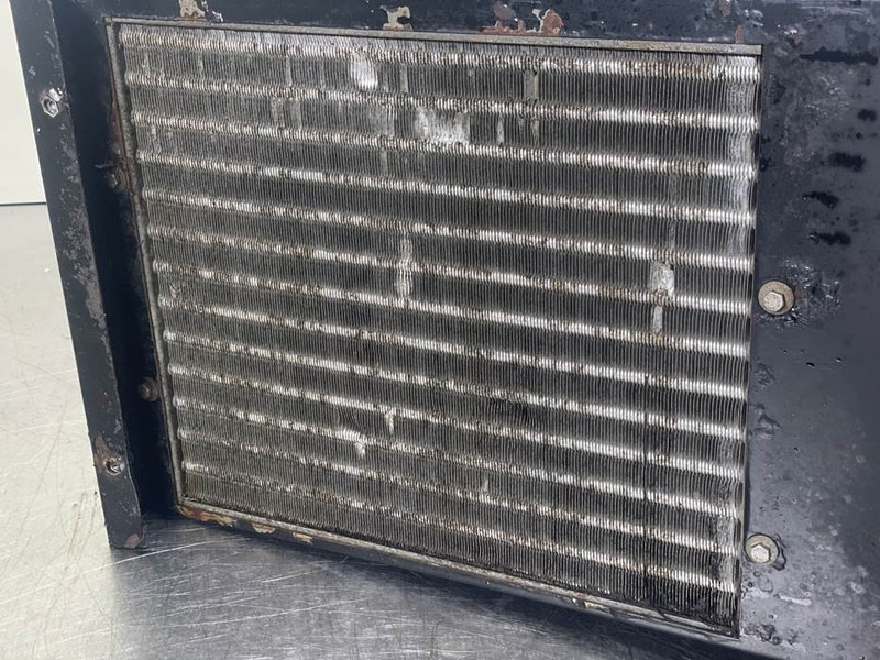Ahlmann AZ150-4184898A-Airco condenser/Klimakondensator - Frame/ Chassis for Construction machinery: picture 5 Ahlmann AZ150-4184898A-Airco condenser/Klimakondensator - Frame/ Chassis for Construction machinery: picture 5