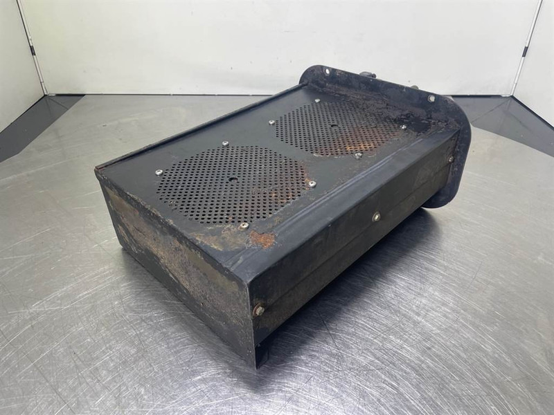 Frame/ Chassis for Construction machinery Ahlmann AZ150-4184898A-Airco condenser/Klimakondensator: picture 7