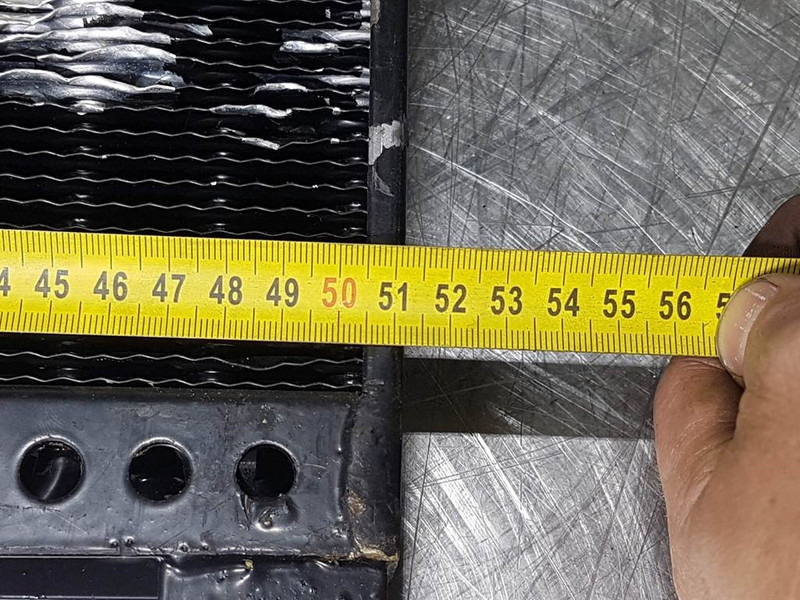 Airco condenser/Klimakondensator/Airco koe - Frame/ Chassis for Construction machinery: picture 4 Airco condenser/Klimakondensator/Airco koe - Frame/ Chassis for Construction machinery: picture 4