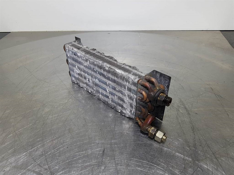 Airco condenser/Klimakondensator/Airco koe - Frame/ Chassis for Construction machinery: picture 3 Airco condenser/Klimakondensator/Airco koe - Frame/ Chassis for Construction machinery: picture 3