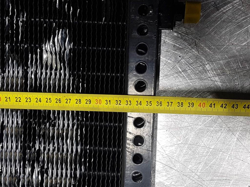 Airco condenser/Klimakondensator/Airco koe - Frame/ Chassis for Construction machinery: picture 5 Airco condenser/Klimakondensator/Airco koe - Frame/ Chassis for Construction machinery: picture 5