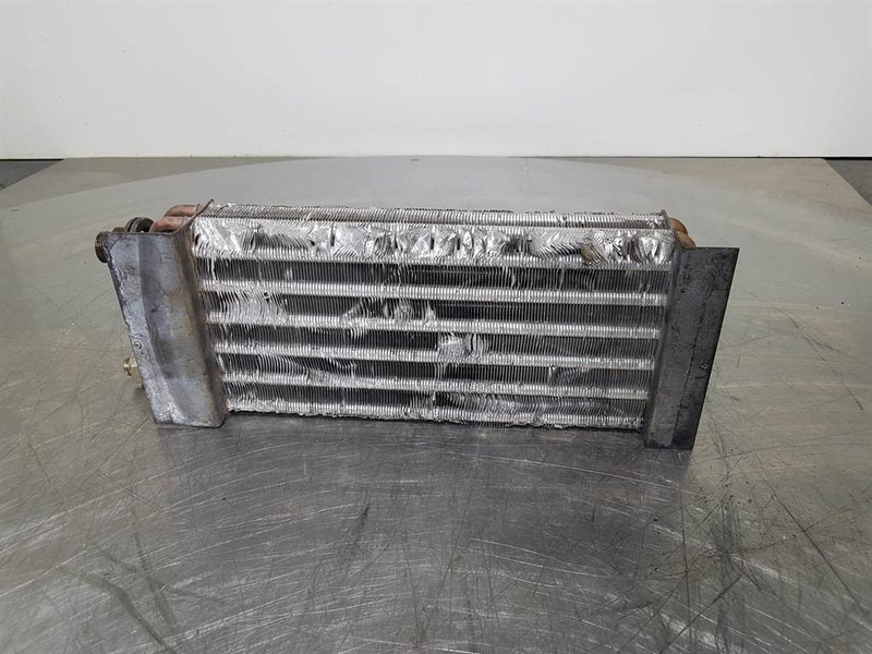 Airco condenser/Klimakondensator/Airco koe - Frame/ Chassis for Construction machinery: picture 1 Airco condenser/Klimakondensator/Airco koe - Frame/ Chassis for Construction machinery: picture 1