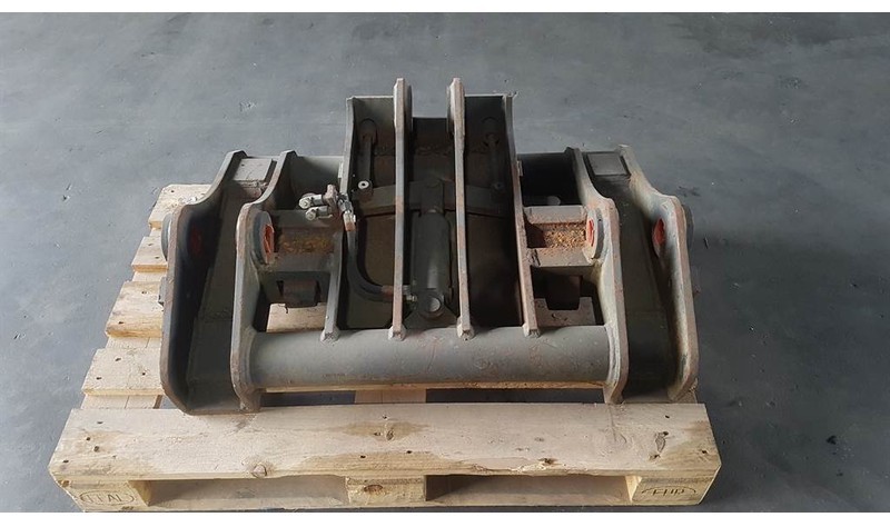 Cat -Verachtert SW2005-Quick coupler/Schnellwechsler - Quick coupler: picture 4 Cat -Verachtert SW2005-Quick coupler/Schnellwechsler - Quick coupler: picture 4
