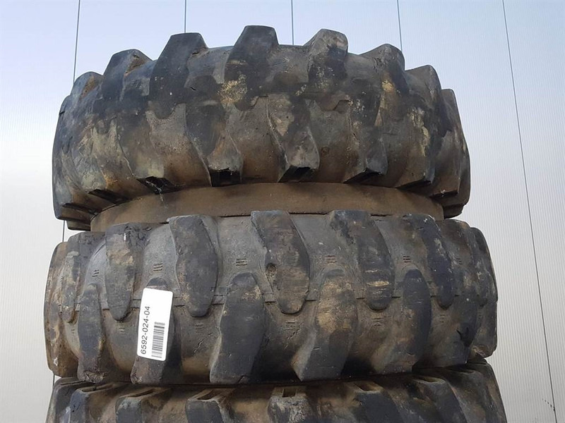 Furukawa W725LS-10.00-20-Tire/Reifen/Band - Wheels and tires for Construction machinery: picture 5 Furukawa W725LS-10.00-20-Tire/Reifen/Band - Wheels and tires for Construction machinery: picture 5