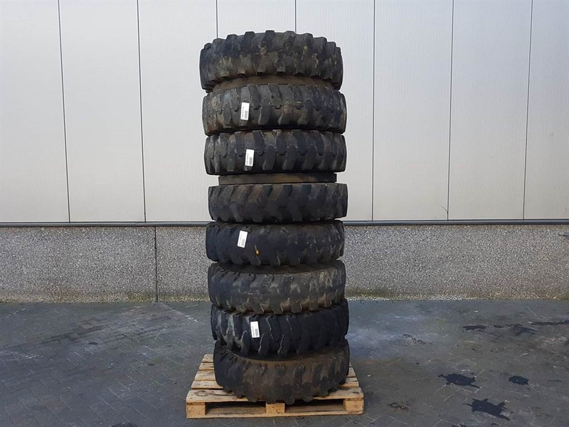 Furukawa W725LS-10.00-20-Tire/Reifen/Band - Wheels and tires for Construction machinery: picture 1 Furukawa W725LS-10.00-20-Tire/Reifen/Band - Wheels and tires for Construction machinery: picture 1