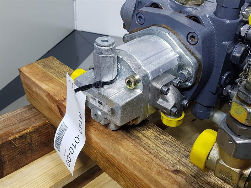 HALDEX WP09A1B-110-L - Vögele - 2149256 - Gearpump - Hydraulics: picture 1 HALDEX WP09A1B-110-L - Vögele - 2149256 - Gearpump - Hydraulics: picture 1