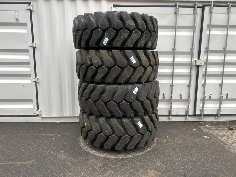 Hitachi ZW150PL-Michelin 20.5-R25-Tire/Reifen/Band - Wheels and tires for Construction machinery: picture 1 Hitachi ZW150PL-Michelin 20.5-R25-Tire/Reifen/Band - Wheels and tires for Construction machinery: picture 1
