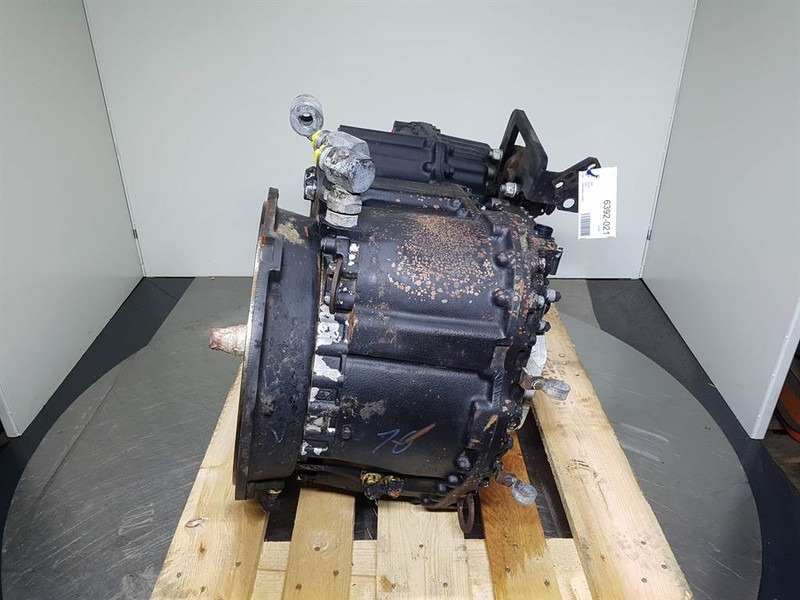 JCB 416HT-4656004010-ZF 4WG-115-Transmission/Getriebe - Gearbox and parts for Construction machinery: picture 2 JCB 416HT-4656004010-ZF 4WG-115-Transmission/Getriebe - Gearbox and parts for Construction machinery: picture 2