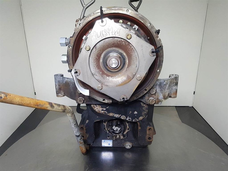 JCB 426E AGRI HT-ZF 6WG-160-Transmission/Getriebe - Gearbox for Construction machinery: picture 3 JCB 426E AGRI HT-ZF 6WG-160-Transmission/Getriebe - Gearbox for Construction machinery: picture 3