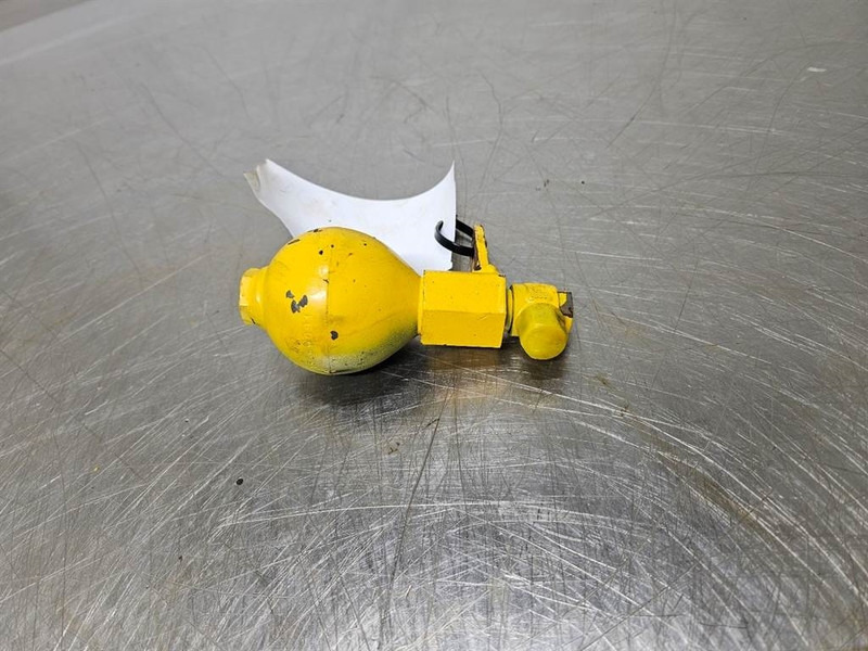 Kramer 512SL-Bosch 0531510607-Accumulator/Hydrospeicher - Hydraulics for Construction machinery: picture 3 Kramer 512SL-Bosch 0531510607-Accumulator/Hydrospeicher - Hydraulics for Construction machinery: picture 3