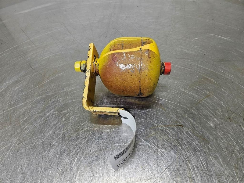 Kramer 512SL-Hydac SBO140-1,4E1/112A-Accumulator - Hydraulics for Construction machinery: picture 1 Kramer 512SL-Hydac SBO140-1,4E1/112A-Accumulator - Hydraulics for Construction machinery: picture 1