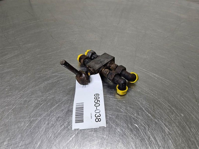 Kramer 512SL-Pister BKH-10L-Ball valve/Kugelhahn - Hydraulics for Construction machinery: picture 4 Kramer 512SL-Pister BKH-10L-Ball valve/Kugelhahn - Hydraulics for Construction machinery: picture 4