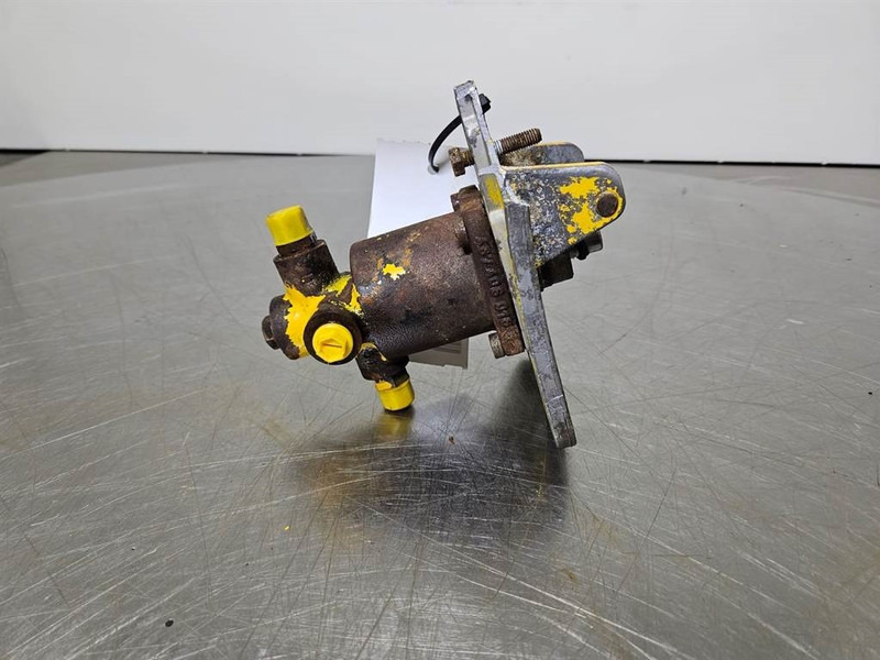 Kramer 512SL-Wabco 4674060166-Brake valve/Bremsventile - Hydraulics for Construction machinery: picture 4 Kramer 512SL-Wabco 4674060166-Brake valve/Bremsventile - Hydraulics for Construction machinery: picture 4