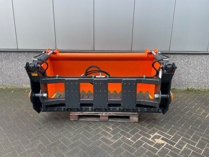 MAMMUT SC220M - Silage cutter/Silageschneider/Kuilhapper - Silage equipment: picture 3 MAMMUT SC220M - Silage cutter/Silageschneider/Kuilhapper - Silage equipment: picture 3