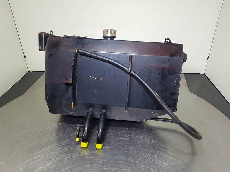 Manitou 160ATJ - Tank/Behälter/Reservoir - Hydraulics for Construction machinery: picture 3 Manitou 160ATJ - Tank/Behälter/Reservoir - Hydraulics for Construction machinery: picture 3