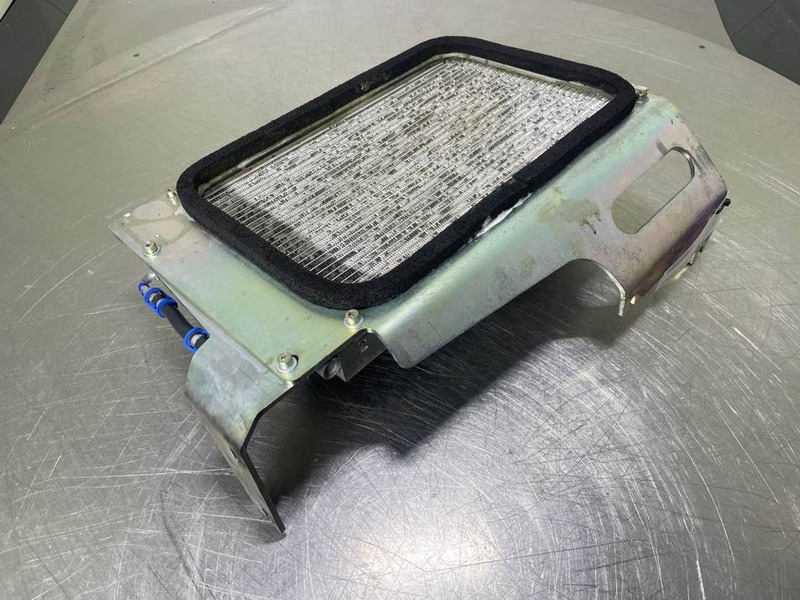 Frame/ Chassis for Construction machinery Mecalac 12MTX-5370437-Airco condenser/Klimakondensator: picture 7