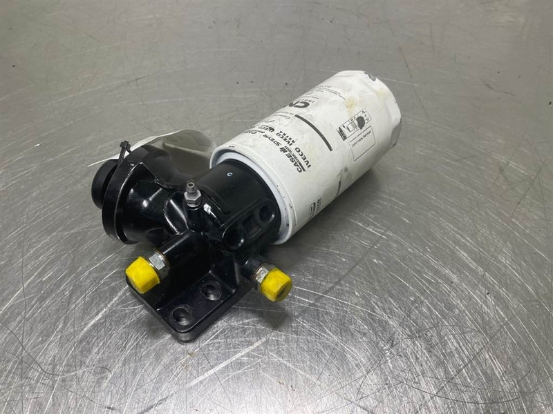 New Holland W110C-CNH 84348882-Fuel filter/Kraftstofffilter - Engine for Construction machinery: picture 1 New Holland W110C-CNH 84348882-Fuel filter/Kraftstofffilter - Engine for Construction machinery: picture 1