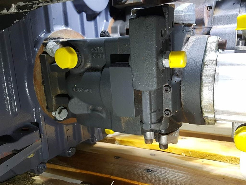 Sauer Danfoss JRL075CLS2320 -Vögele-80006177- Load sensing pump - Hydraulics: picture 1 Sauer Danfoss JRL075CLS2320 -Vögele-80006177- Load sensing pump - Hydraulics: picture 1