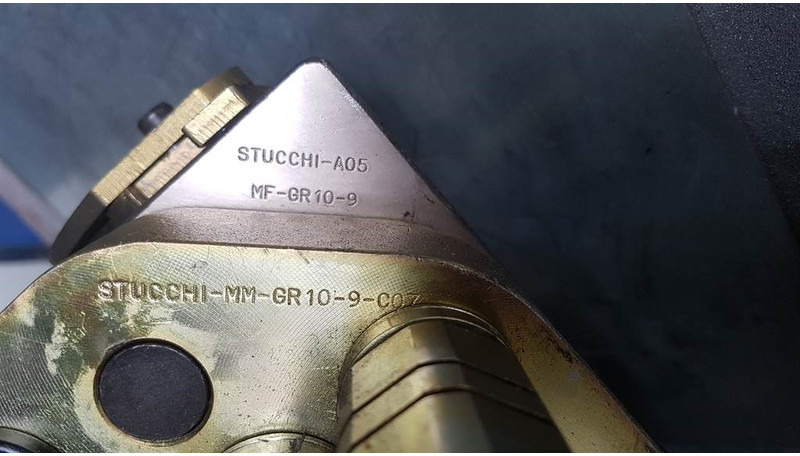 Stucchi GR10 - 9 - Liebherr-Quick coupler/Schnellk - Hydraulics: picture 3 Stucchi GR10 - 9 - Liebherr-Quick coupler/Schnellk - Hydraulics: picture 3