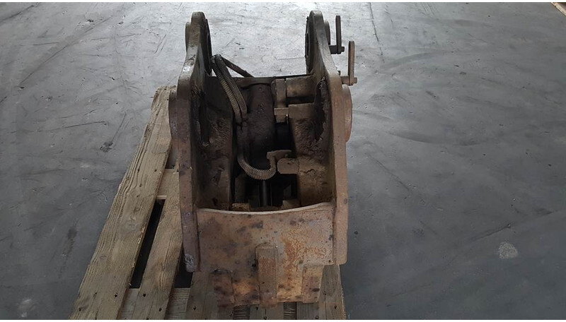 TEFRA R906 / 20T - Liebherr - Quick coupler - Quick coupler for Construction machinery: picture 4 TEFRA R906 / 20T - Liebherr - Quick coupler - Quick coupler for Construction machinery: picture 4