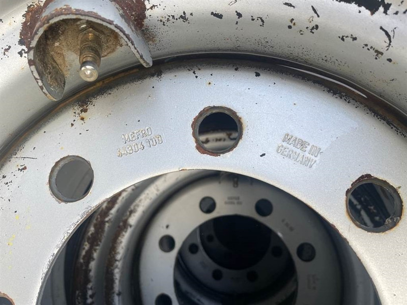 Leasing of Terex AL80-Dunlop 405/70R18 (15.5/70R18)-Tire/Reifen Terex AL80-Dunlop 405/70R18 (15.5/70R18)-Tire/Reifen: picture 8 Leasing of Terex AL80-Dunlop 405/70R18 (15.5/70R18)-Tire/Reifen Terex AL80-Dunlop 405/70R18 (15.5/70R18)-Tire/Reifen: picture 8