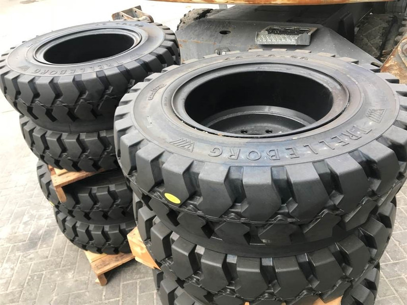 Trelleborg 12.00-20 Dual excavator solid-Tyre/Reifen/Banden - Wheels and tires for Construction machinery: picture 5 Trelleborg 12.00-20 Dual excavator solid-Tyre/Reifen/Banden - Wheels and tires for Construction machinery: picture 5