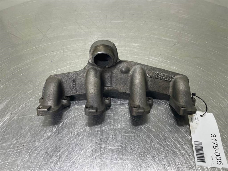 Volvo L30B-Z/X-Deutz TD2011L04I-04286407-Intake manifold - Engine for Construction machinery: picture 1 Volvo L30B-Z/X-Deutz TD2011L04I-04286407-Intake manifold - Engine for Construction machinery: picture 1