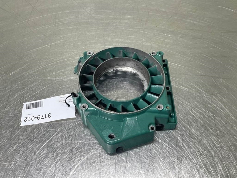 Volvo L30B-Z/X-Deutz TD2011L04I-Cooling fan housing - Engine for Construction machinery: picture 2 Volvo L30B-Z/X-Deutz TD2011L04I-Cooling fan housing - Engine for Construction machinery: picture 2