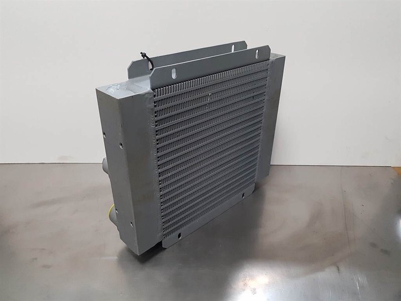 Zettelmeyer ZL-SLB KBK2T-091378-Cooler/Kühler/Koeler - Engine for Construction machinery: picture 3 Zettelmeyer ZL-SLB KBK2T-091378-Cooler/Kühler/Koeler - Engine for Construction machinery: picture 3