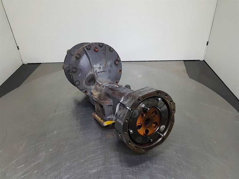 Zettelmeyer ZL802-Clark-Hurth 305/141/165-Axle housing - Axle and parts for Construction machinery: picture 3 Zettelmeyer ZL802-Clark-Hurth 305/141/165-Axle housing - Axle and parts for Construction machinery: picture 3