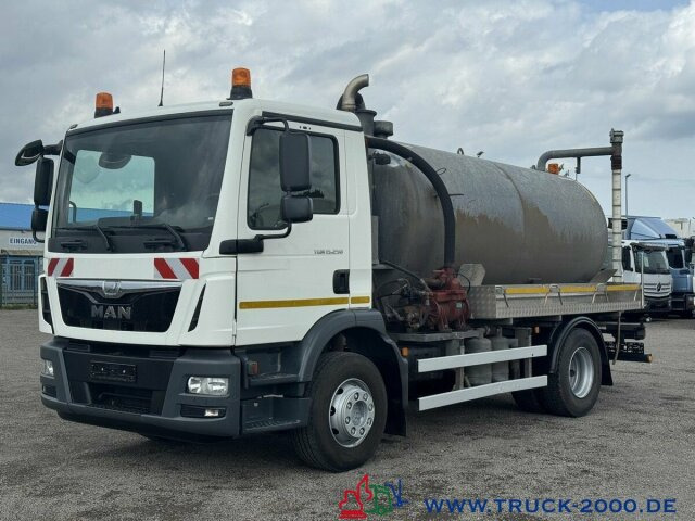 MAN TGM 15.250 Fäkalien- Saugwagen 8.000 Liter Klima - Vacuum truck: picture 3 MAN TGM 15.250 Fäkalien- Saugwagen 8.000 Liter Klima - Vacuum truck: picture 3