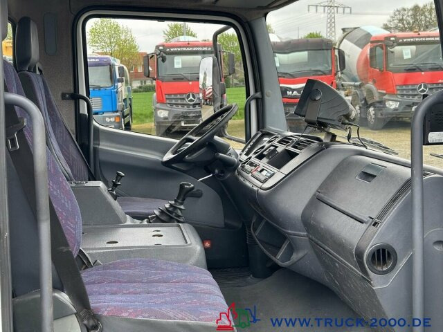 Mercedes-Benz 818 LBW AHK 10.5t. Nur 265.739 KM Schaltgetriebe - Curtainsider truck: picture 5 Mercedes-Benz 818 LBW AHK 10.5t. Nur 265.739 KM Schaltgetriebe - Curtainsider truck: picture 5