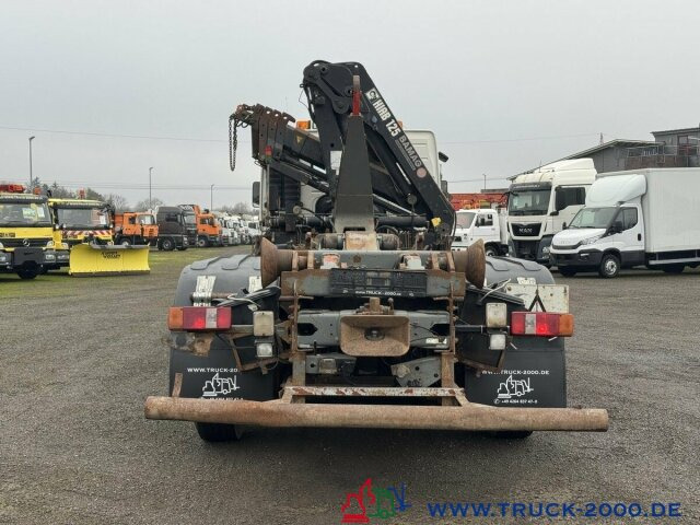 Volvo 340 HIAB Kran 11,9m=790kg 5+6 Steuerkreis Klima - Hook lift truck, Crane truck: picture 3 Volvo 340 HIAB Kran 11,9m=790kg 5+6 Steuerkreis Klima - Hook lift truck, Crane truck: picture 3