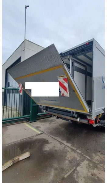 Dhollandia Tailgate / Loadboard / Laadklep / Achtersluitklep 2000 kg MBB / Palfinger / B.A.R. Cargolift - Tail lift: picture 4 Dhollandia Tailgate / Loadboard / Laadklep / Achtersluitklep 2000 kg MBB / Palfinger / B.A.R. Cargolift - Tail lift: picture 4