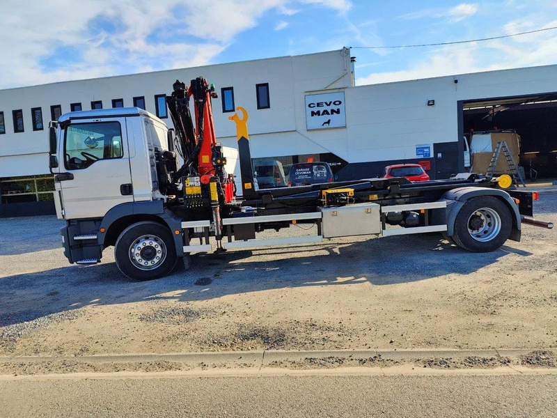 MAN TGM 18.290 Container + Palfinger PK13001 - Hook lift truck, Crane truck: picture 4 MAN TGM 18.290 Container + Palfinger PK13001 - Hook lift truck, Crane truck: picture 4
