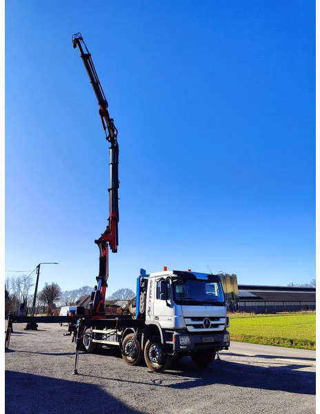 Crane truck Mercedes-Benz Actros 4151 V8 8x4 Palfinger PK78002: picture 16