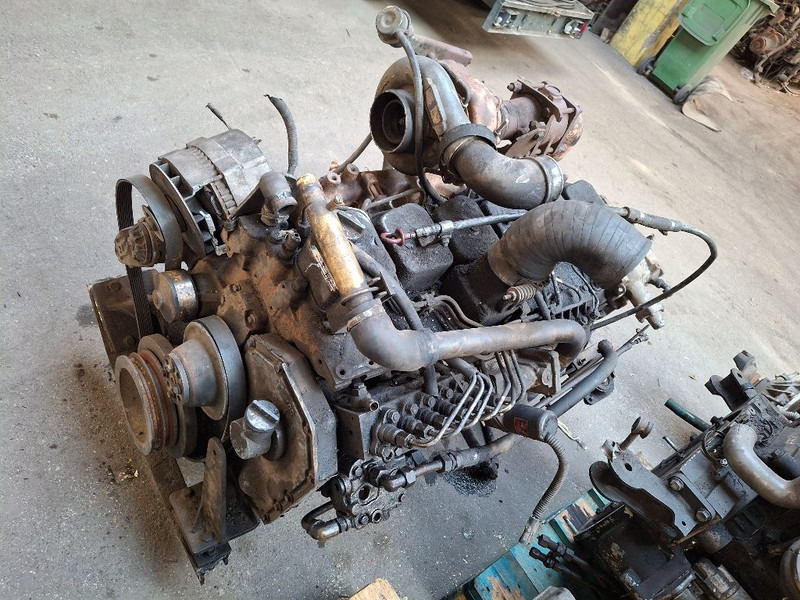 Cummins B215-20 - Engine: picture 1 Cummins B215-20 - Engine: picture 1