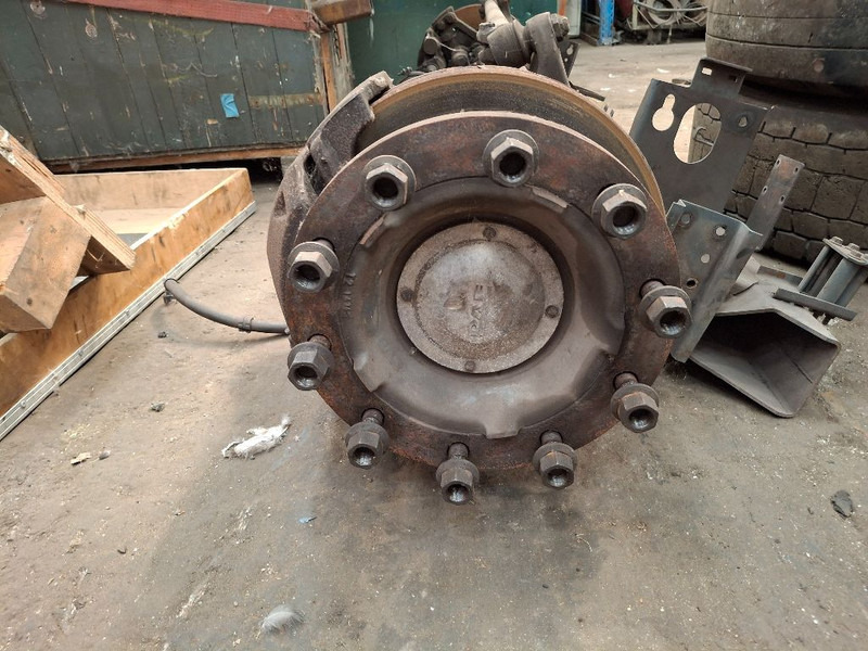 DAF CF 85.360 6X2 - Front axle: picture 3 DAF CF 85.360 6X2 - Front axle: picture 3