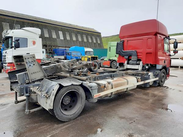 DAF CF75.360 MANUAL GEARBOX - Container transporter/ Swap body truck: picture 3 DAF CF75.360 MANUAL GEARBOX - Container transporter/ Swap body truck: picture 3