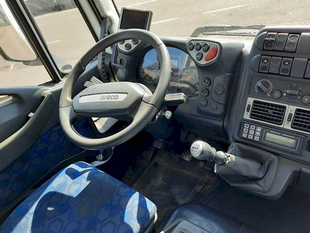 Iveco 120EL22 EUROCARGO - Refrigerator truck: picture 5 Iveco 120EL22 EUROCARGO - Refrigerator truck: picture 5